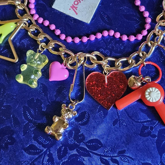 🍳👠100% Betsey Earrings & Bracelet SET RARE Skeleton Egg Blow Dryer NWT & NWOT - Picture 4 of 13